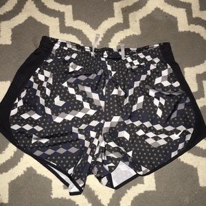 lightly worn nike shorts